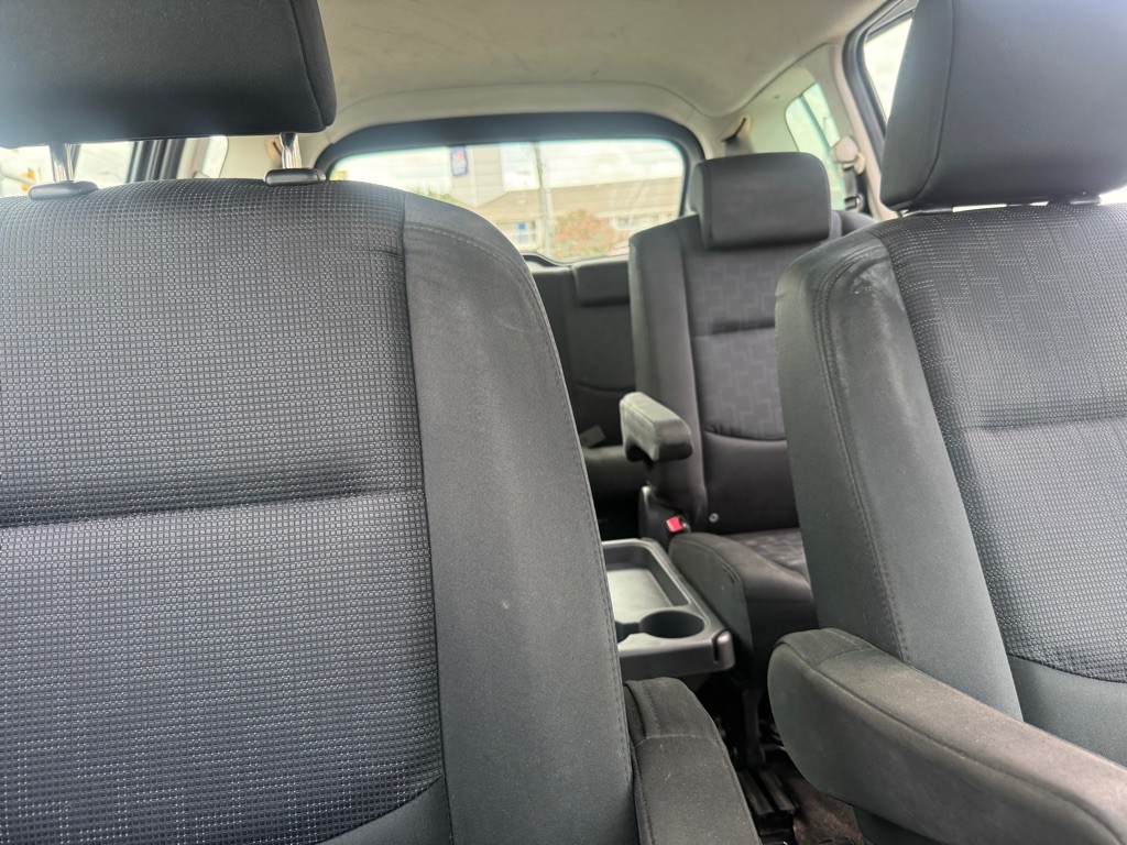2010 Mazda Mazda5 Image 16
