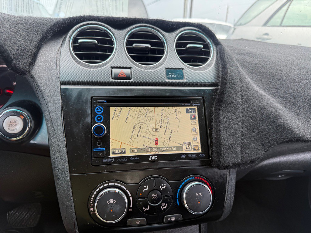 2012 Nissan Altima Image 18