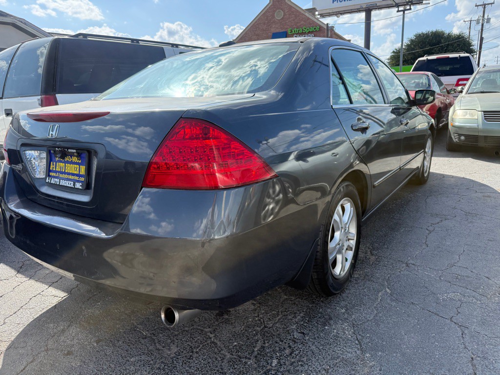 2007 Honda Accord Image 4