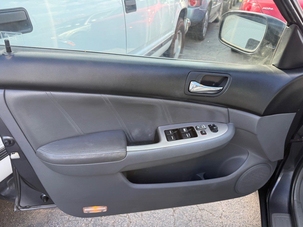 2007 Honda Accord Image 8