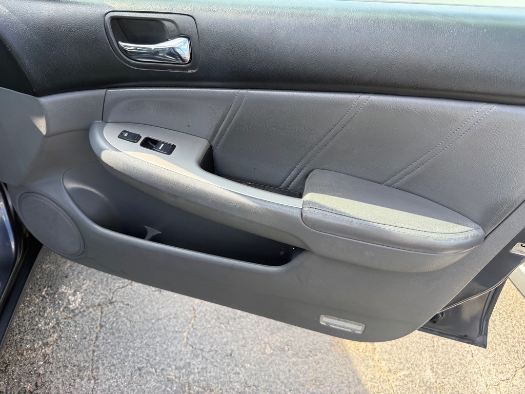 2007 Honda Accord Image 14