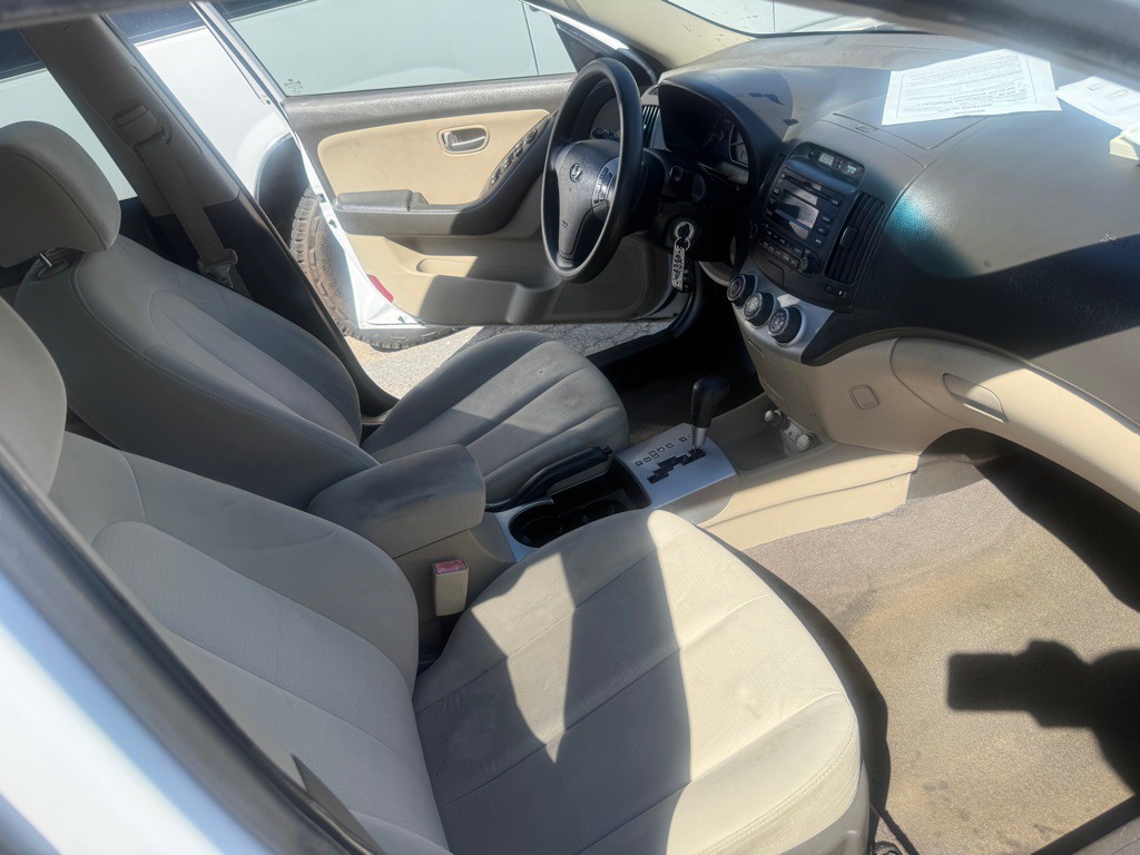 2008 Hyundai Elantra Image 8