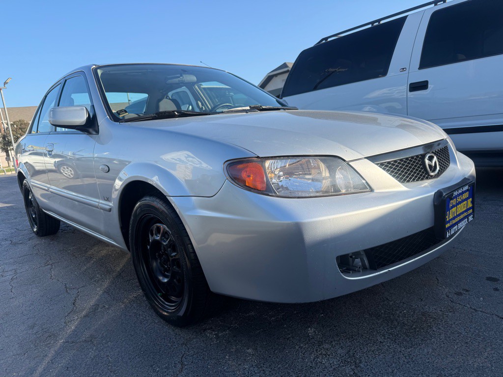 2002 Mazda Protege Image 5