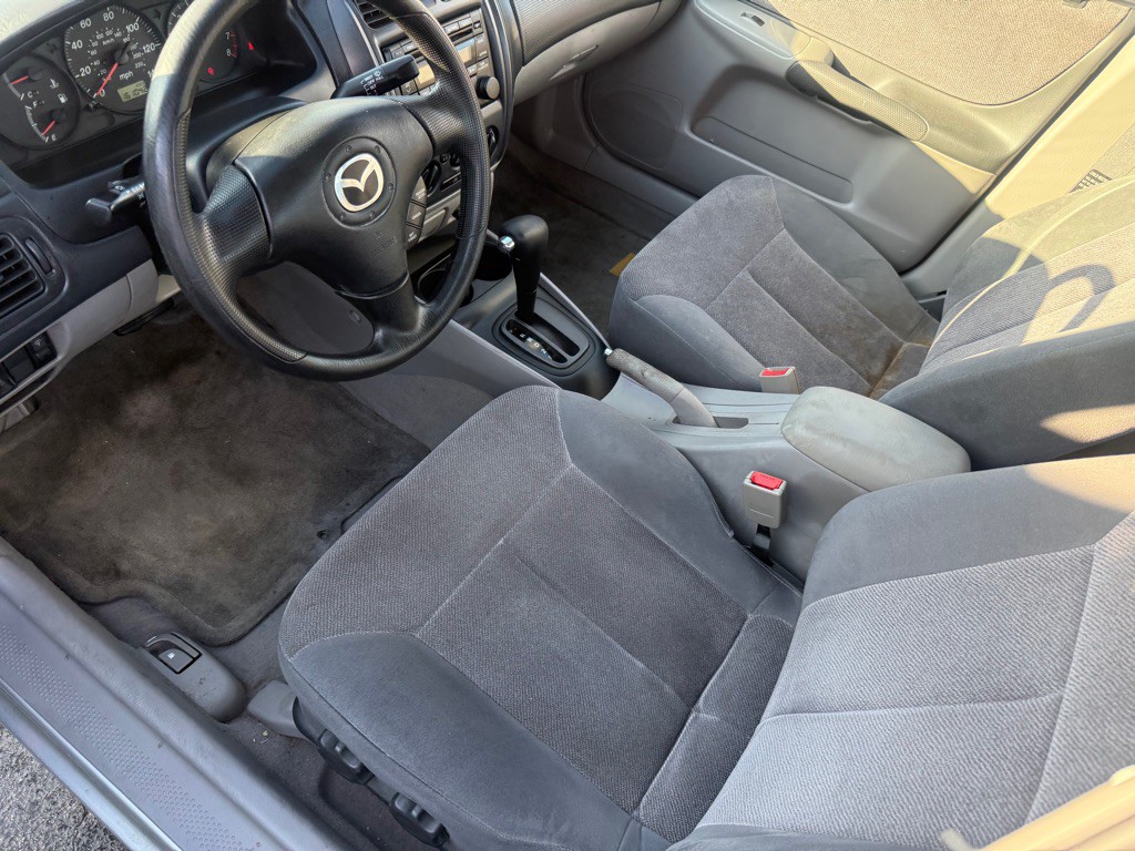2002 Mazda Protege Image 7