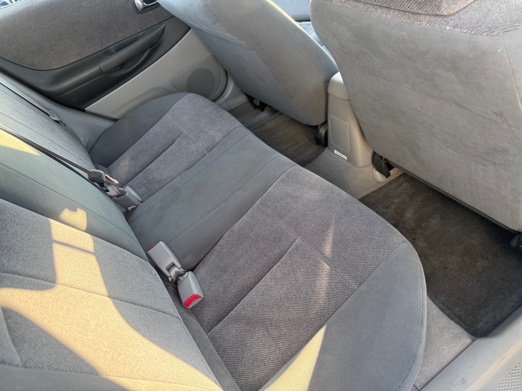 2002 Mazda Protege Image 11