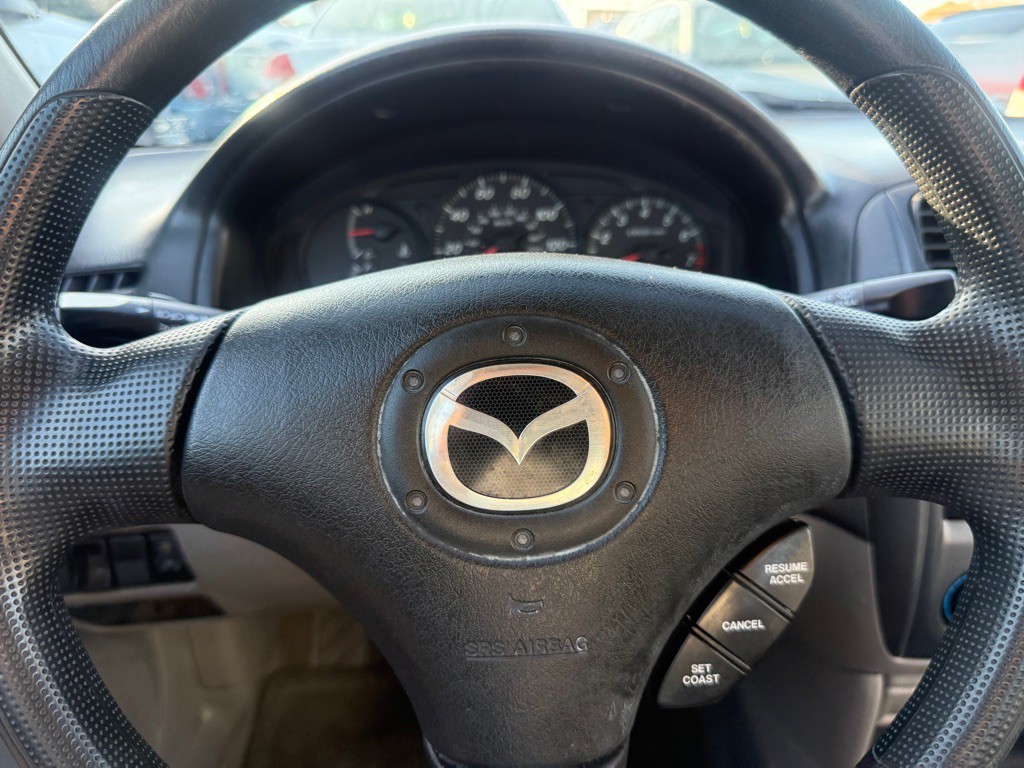 2002 Mazda Protege Image 18