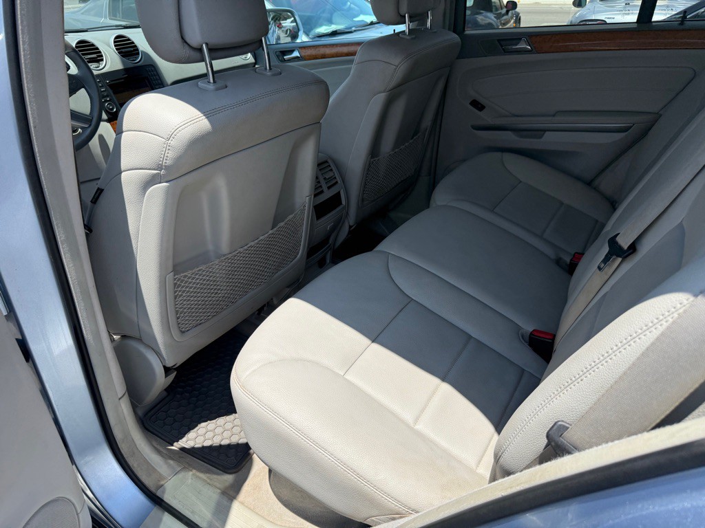 2009 Mercedes-Benz M-Class Image 9