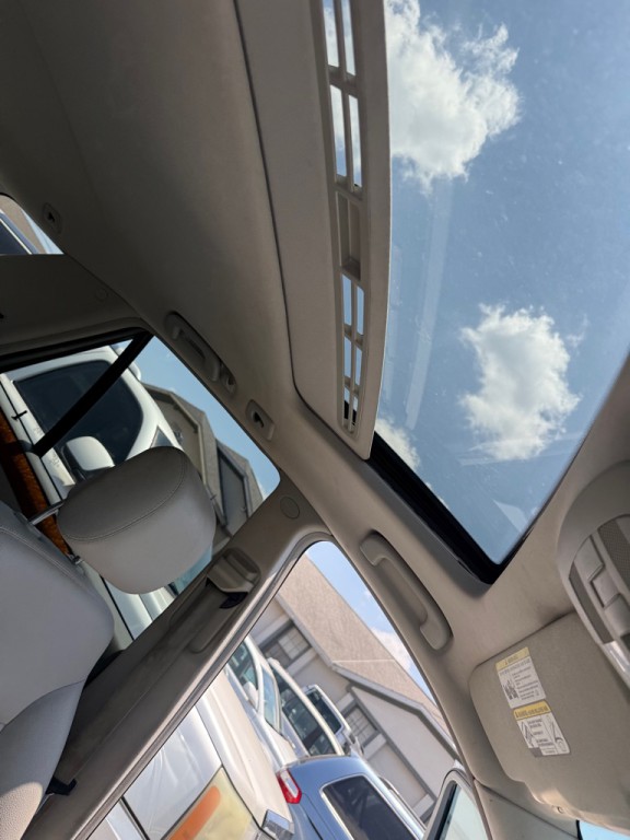 2009 Mercedes-Benz M-Class Image 22