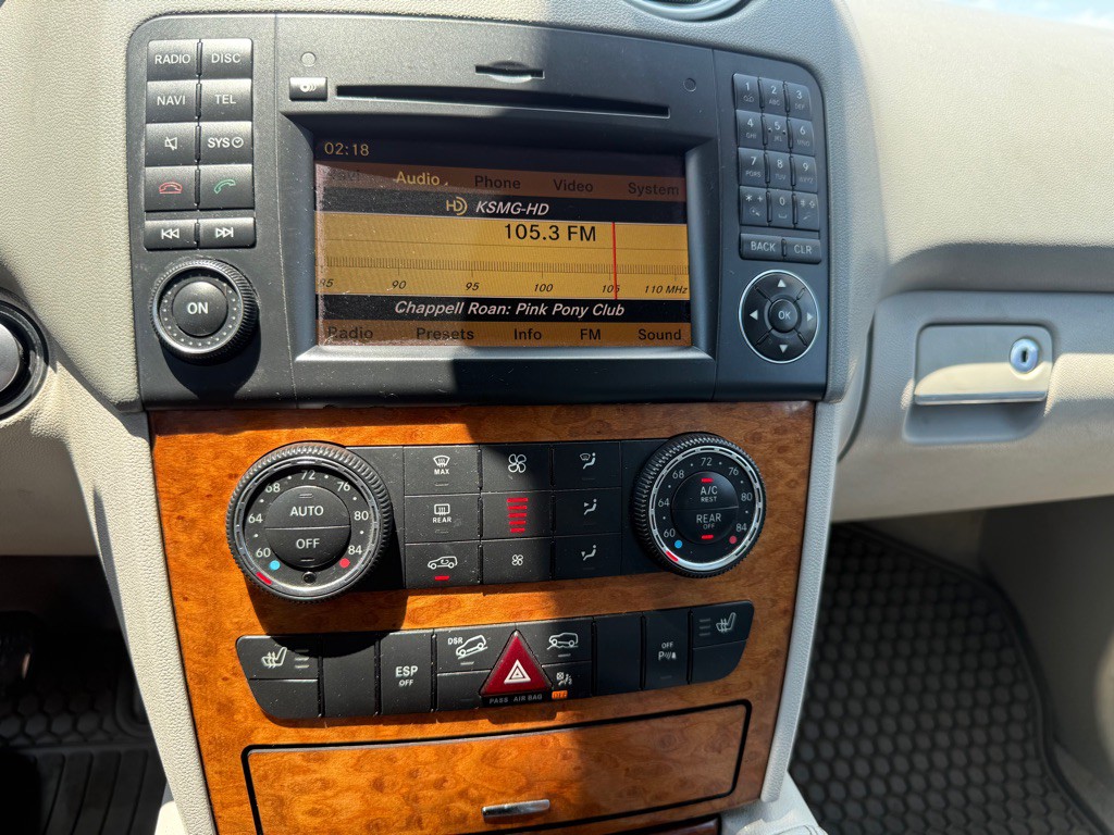2009 Mercedes-Benz M-Class Image 30