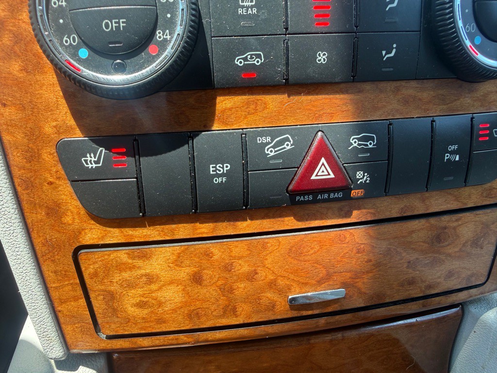 2009 Mercedes-Benz M-Class Image 34