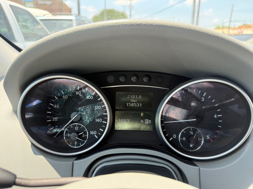 2009 Mercedes-Benz M-Class Image 36