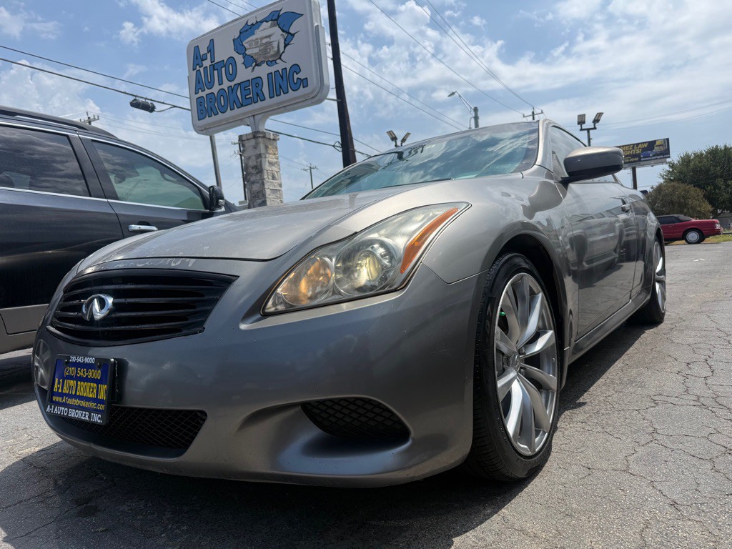 2008 INFINITI G37 Image 1