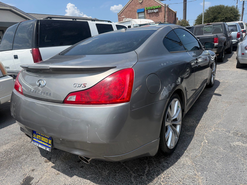 2008 INFINITI G37 Image 4