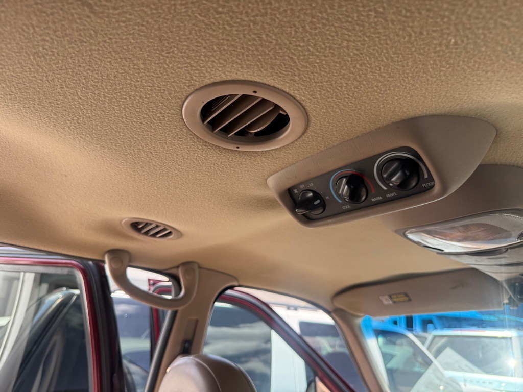 1997 Ford Expedition Image 18