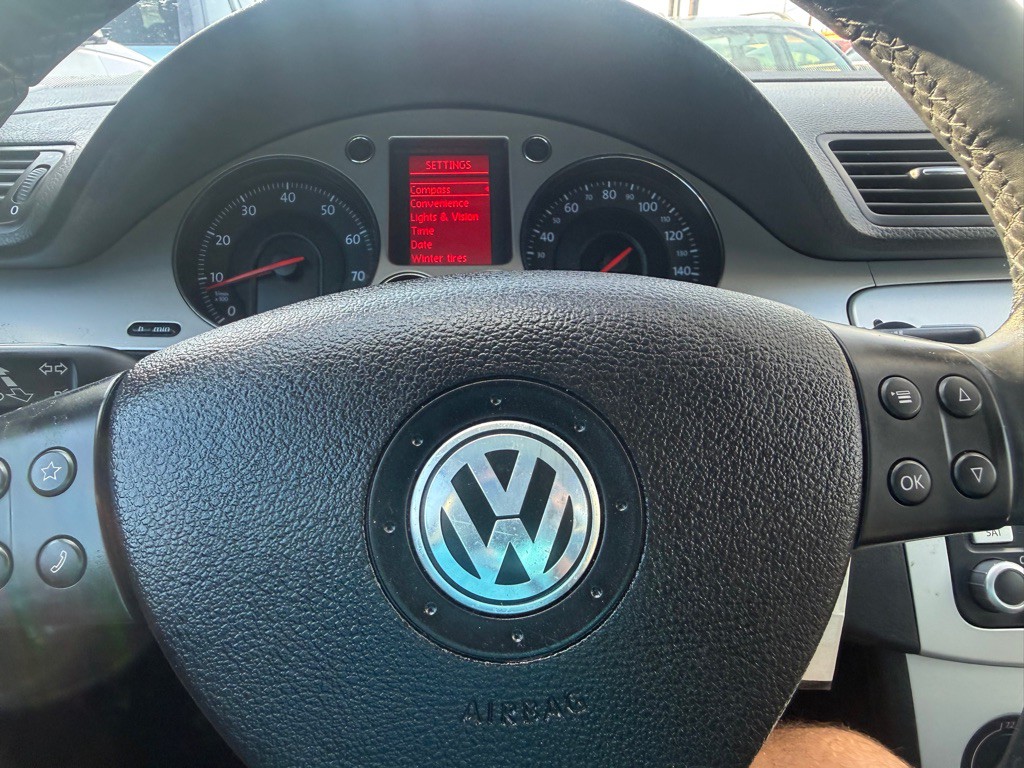 2008 Volkswagen Passat Image 29