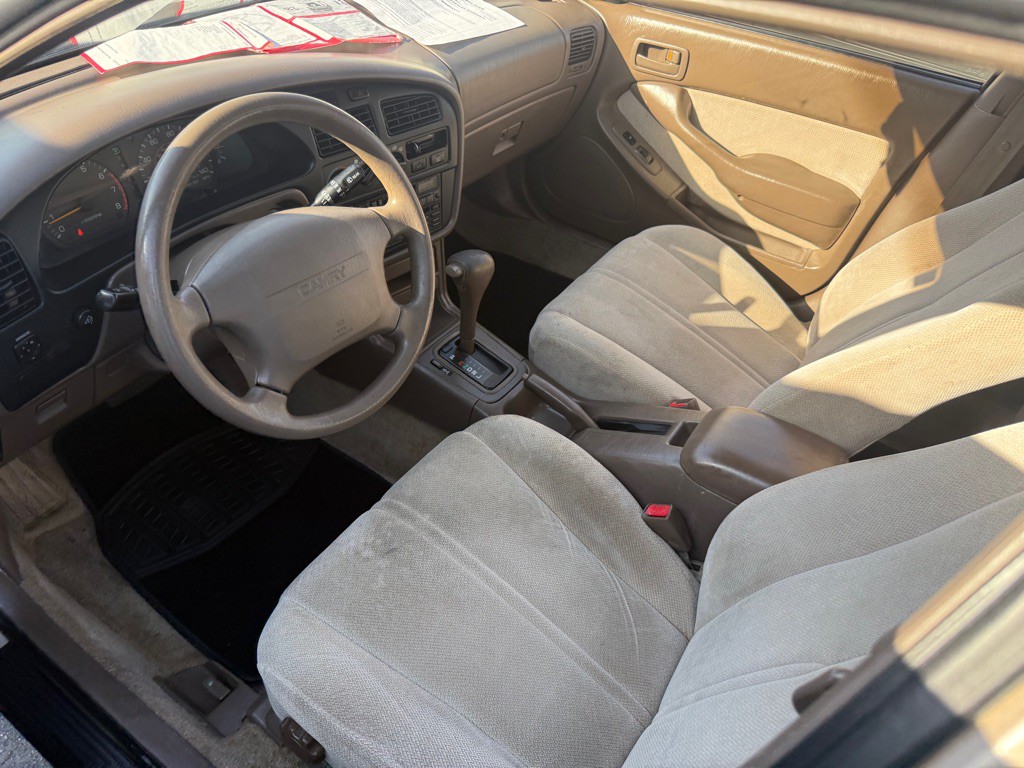 1995 Toyota Camry Image 7