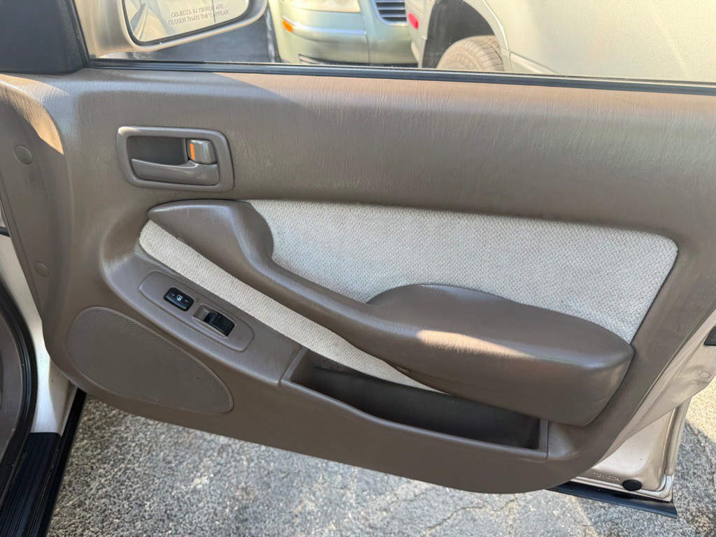 1995 Toyota Camry Image 23