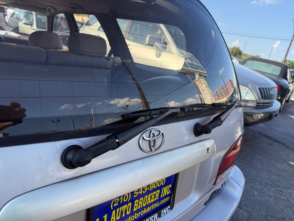 1995 Toyota Camry Image 26