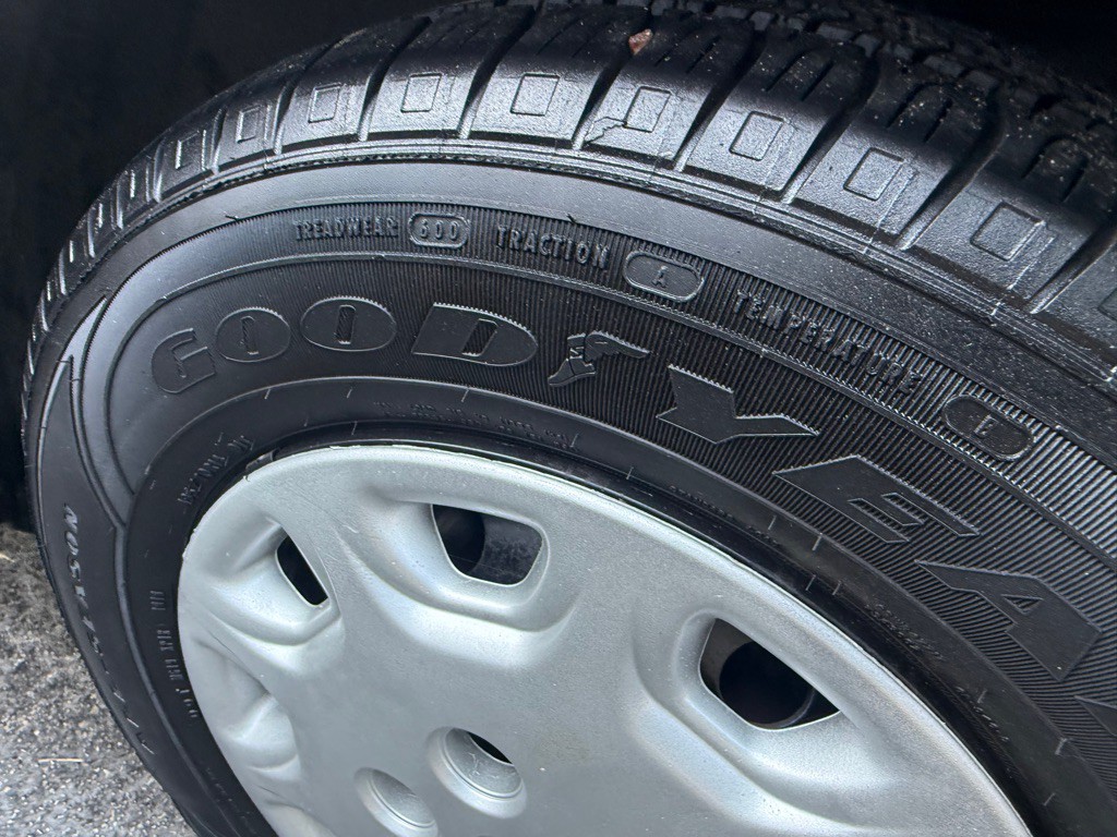 1995 Toyota Camry Image 28