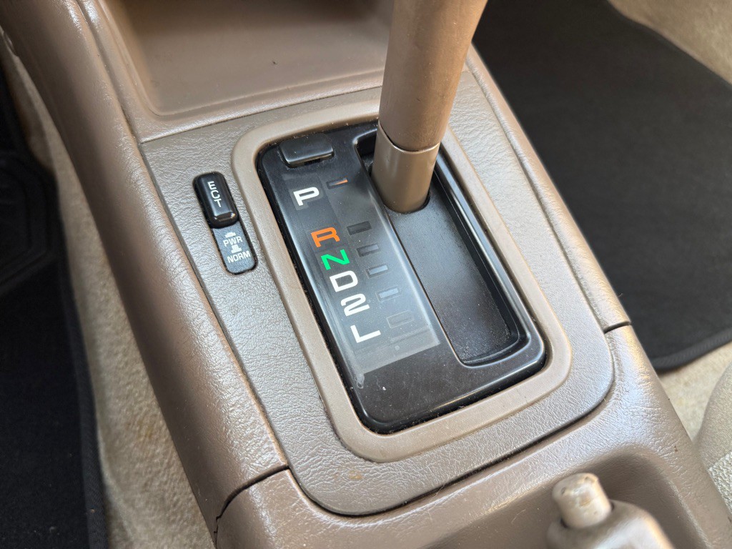 1995 Toyota Camry Image 32