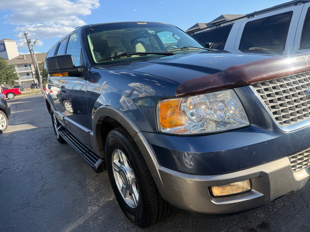 2003 Ford Expedition Image 5