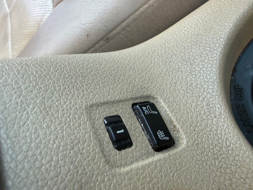 2003 Ford Expedition Image 27