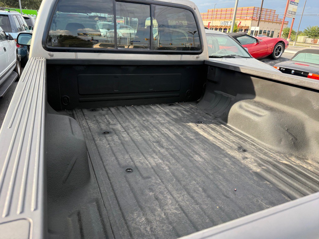 2002 Ford F-250 Image 12