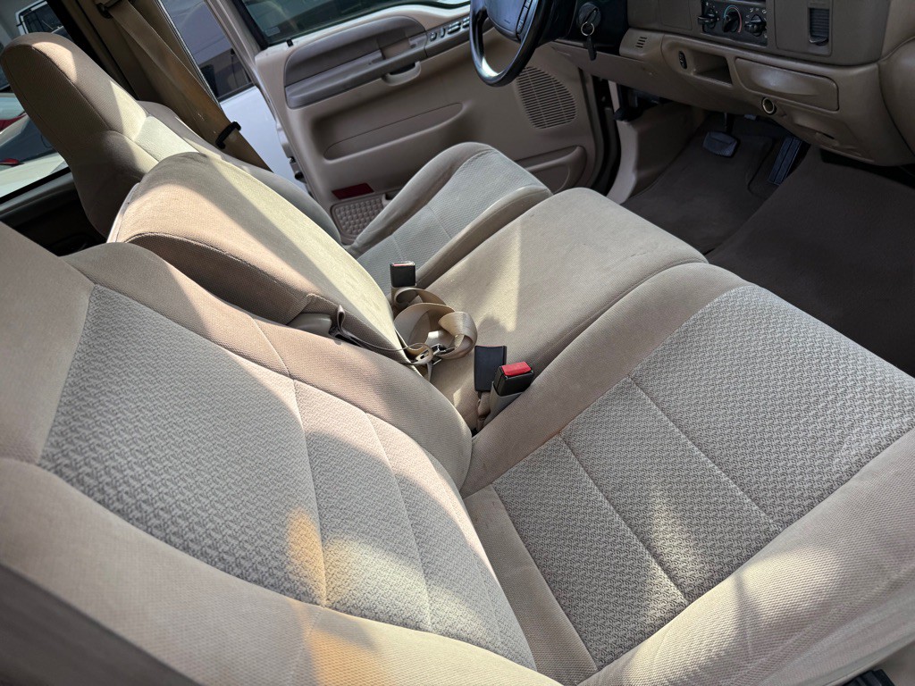2002 Ford F-250 Image 22