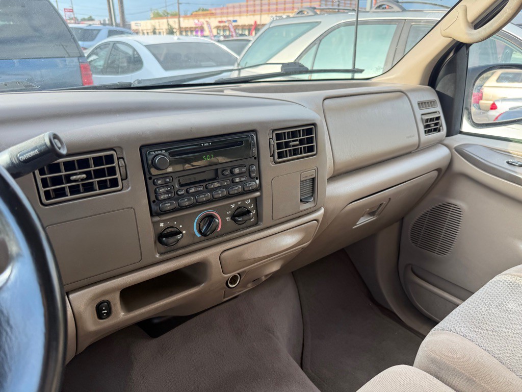 2002 Ford F-250 Image 26