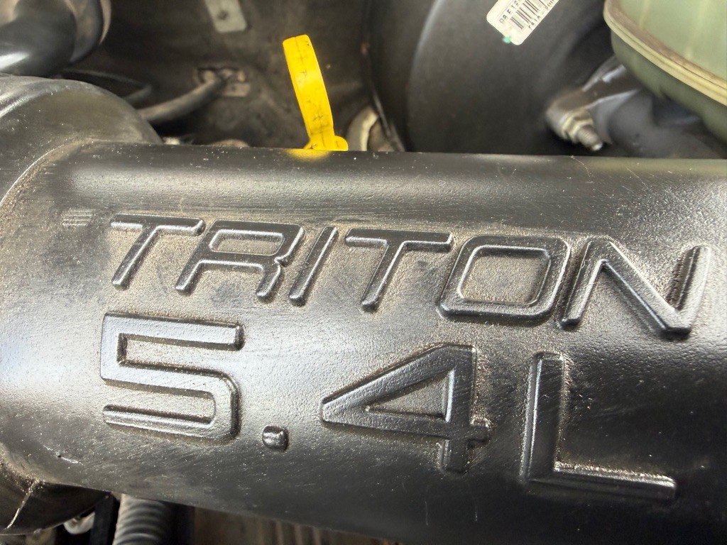 2002 Ford F-250 Image 40