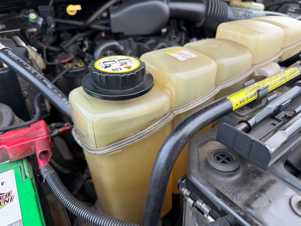 2002 Ford F-250 Image 41