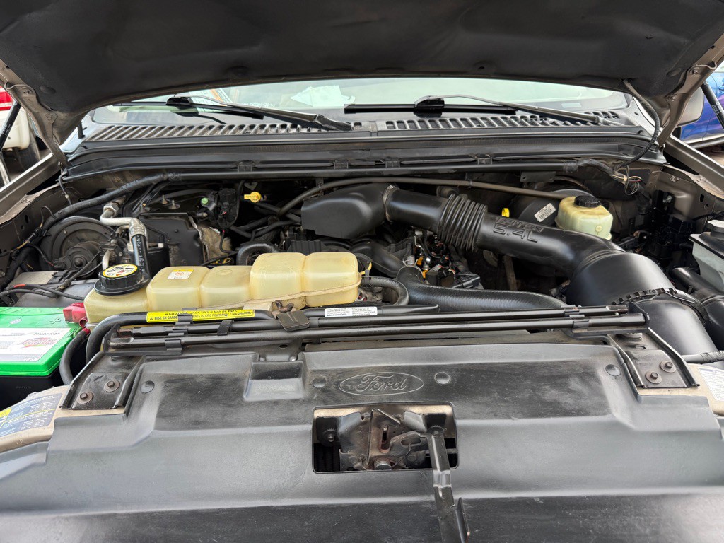 2002 Ford F-250 Image 43