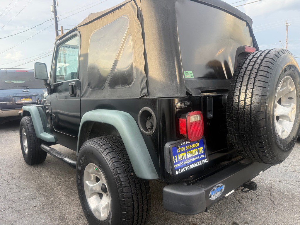 1999 Jeep Wrangler Image 2