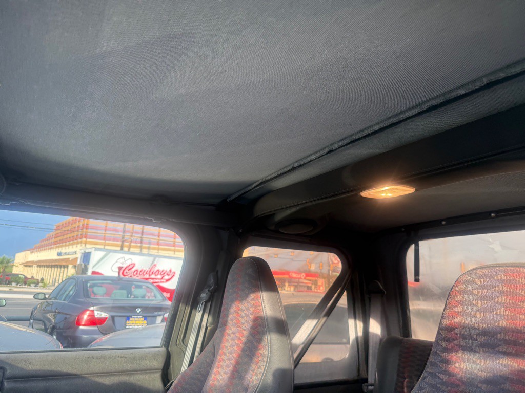 1999 Jeep Wrangler Image 15