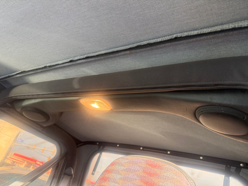 1999 Jeep Wrangler Image 16