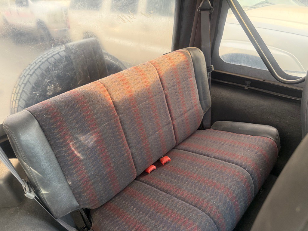 1999 Jeep Wrangler Image 18