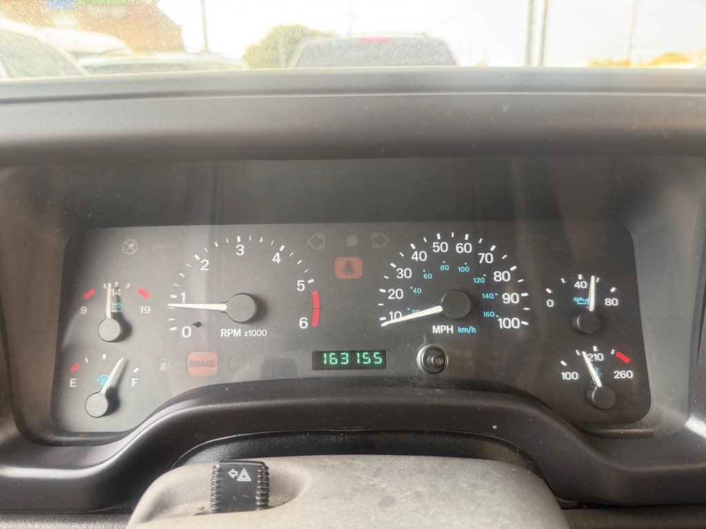 1999 Jeep Wrangler Image 28