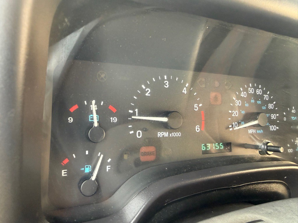1999 Jeep Wrangler Image 29