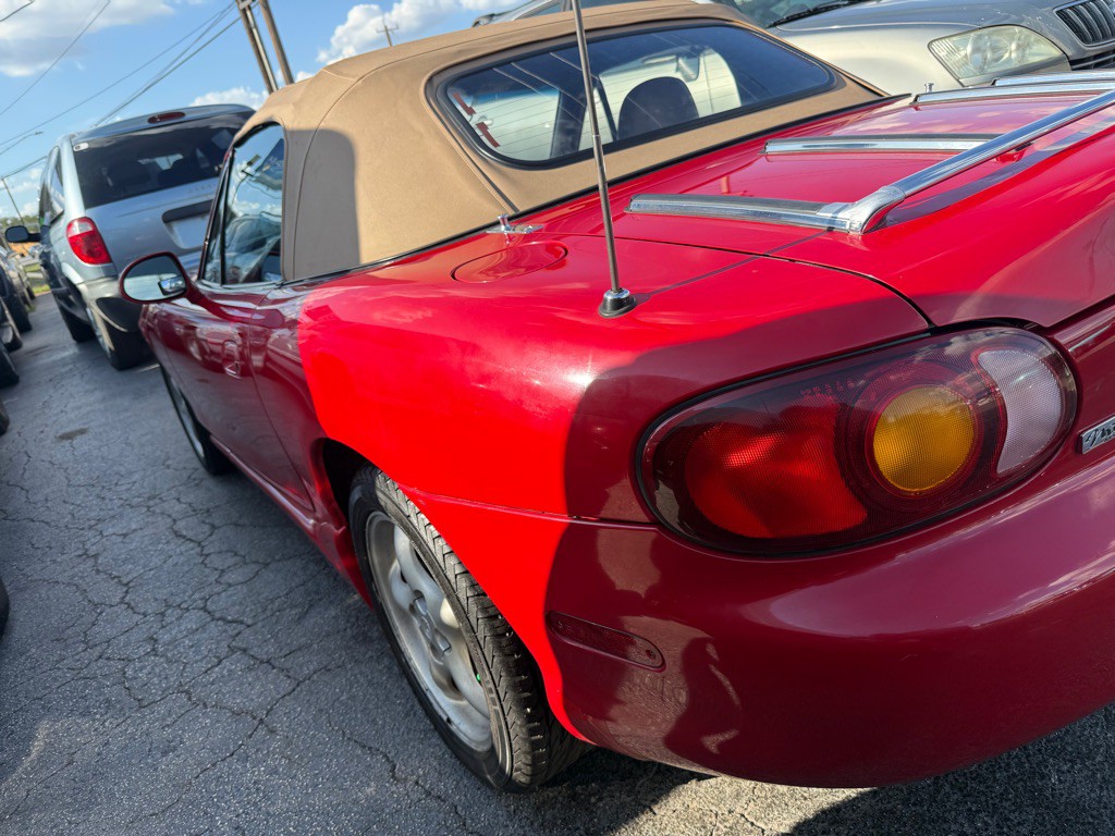 1999 Mazda MX-5 Miata Image 3