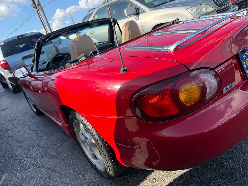 1999 Mazda MX-5 Miata Image 4