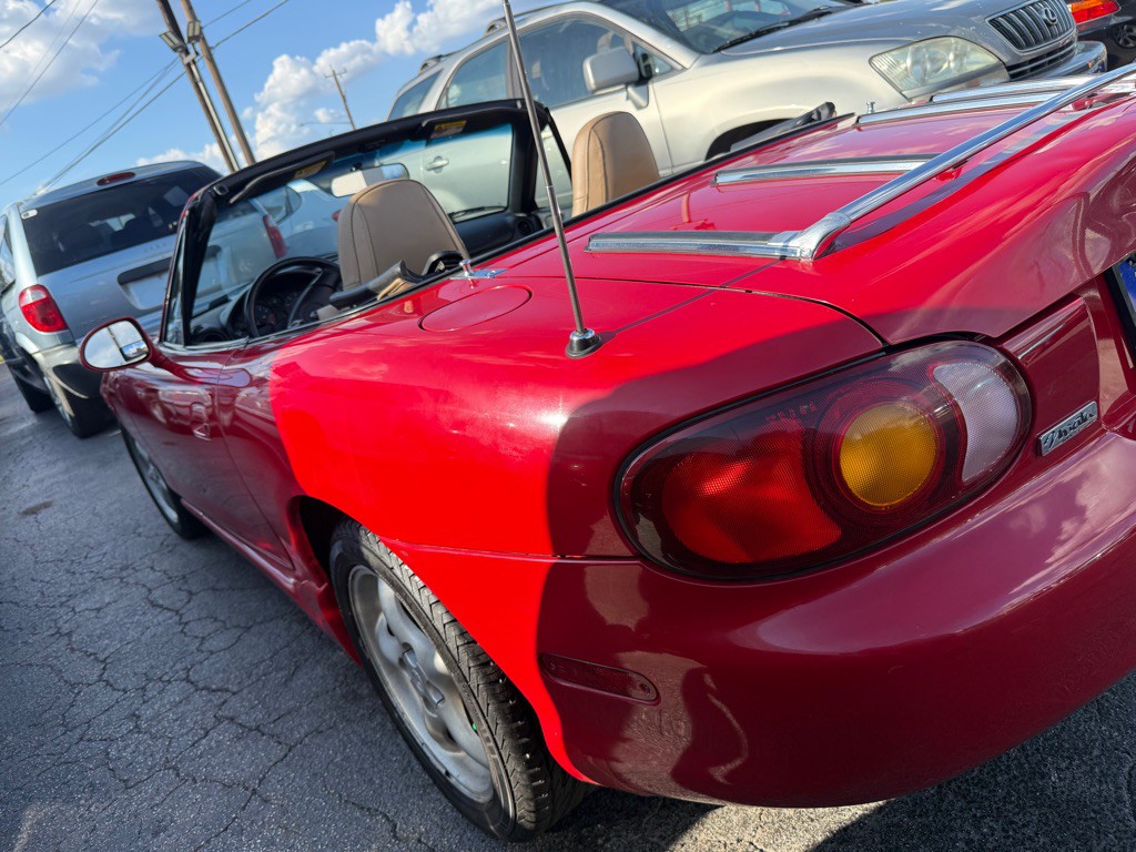 1999 Mazda MX-5 Miata Image 10