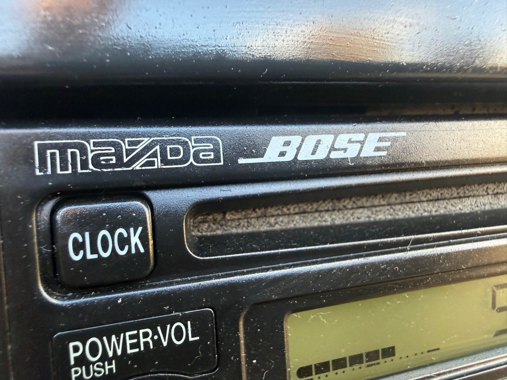 1999 Mazda MX-5 Miata Image 30