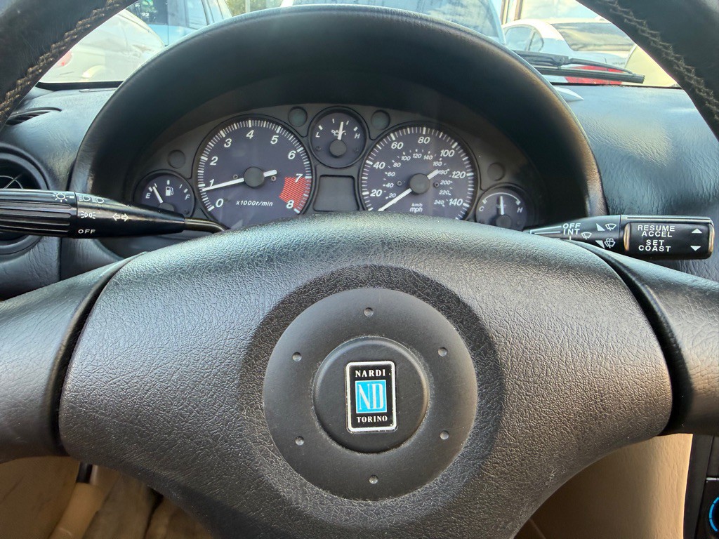 1999 Mazda MX-5 Miata Image 31