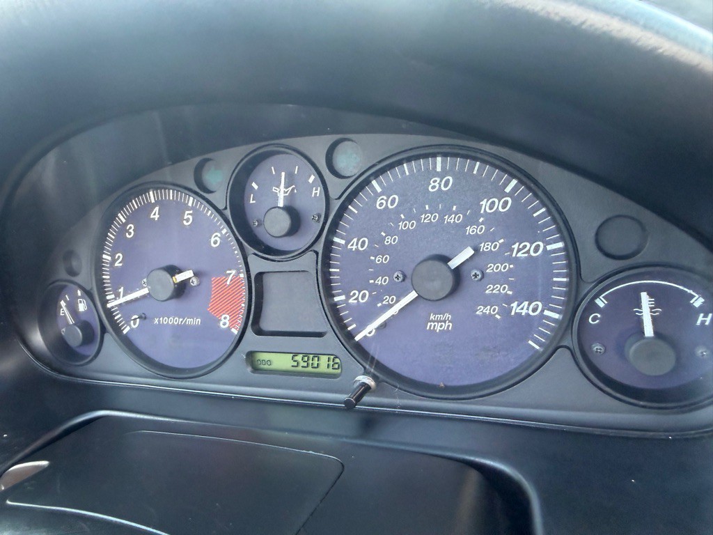 1999 Mazda MX-5 Miata Image 36