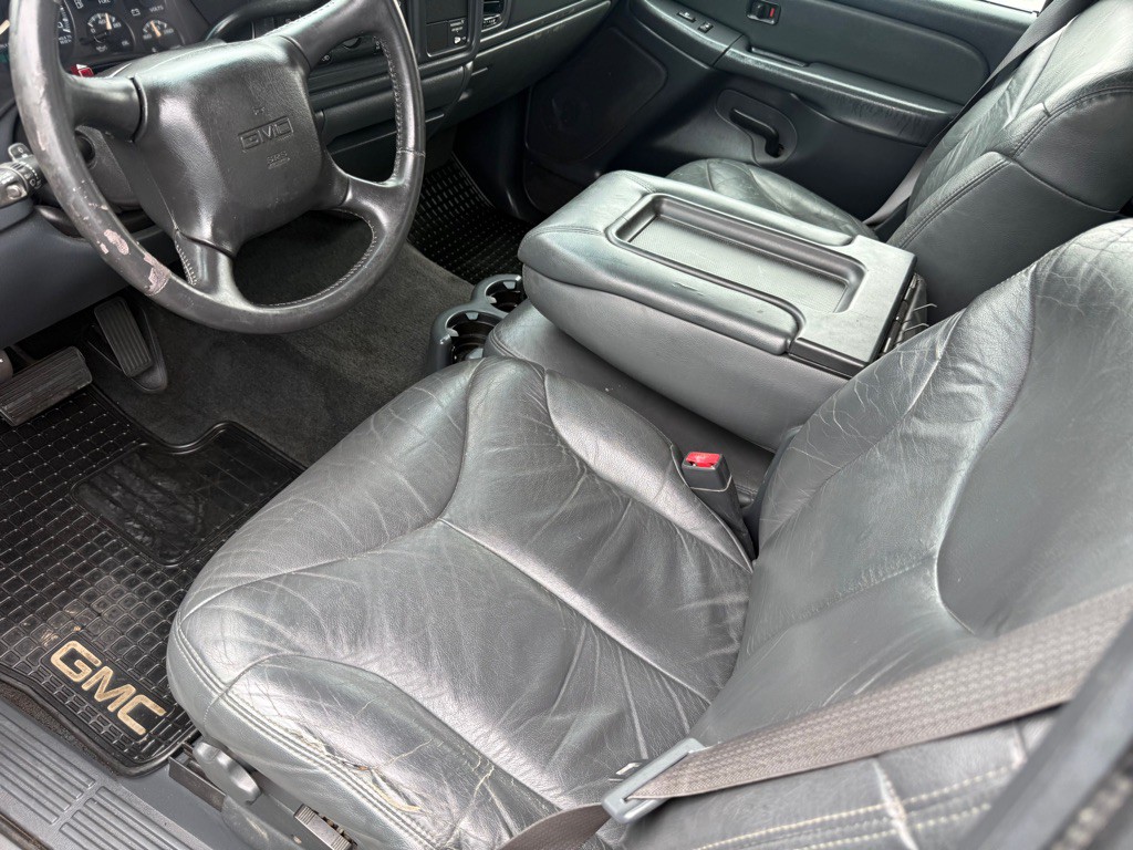 2002 GMC Sierra Image 7