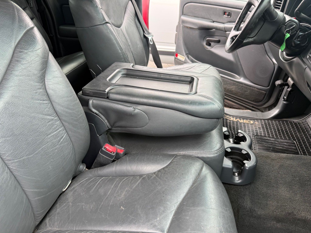 2002 GMC Sierra Image 16