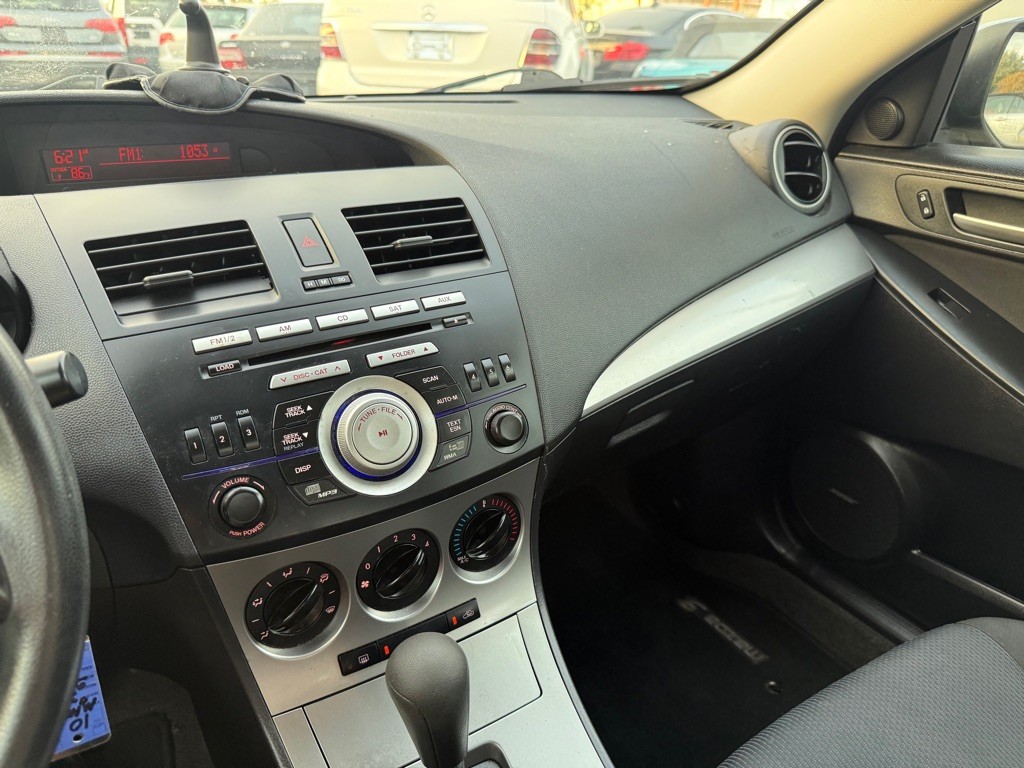 2010 Mazda Mazda3 Image 22