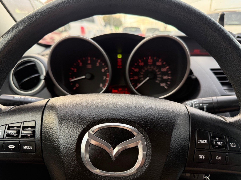 2010 Mazda Mazda3 Image 26