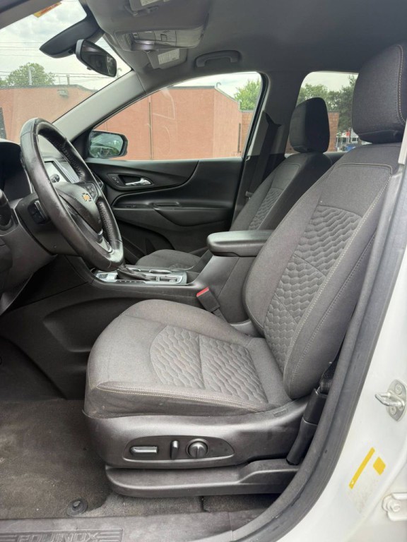 2018 Chevrolet Equinox Image 8
