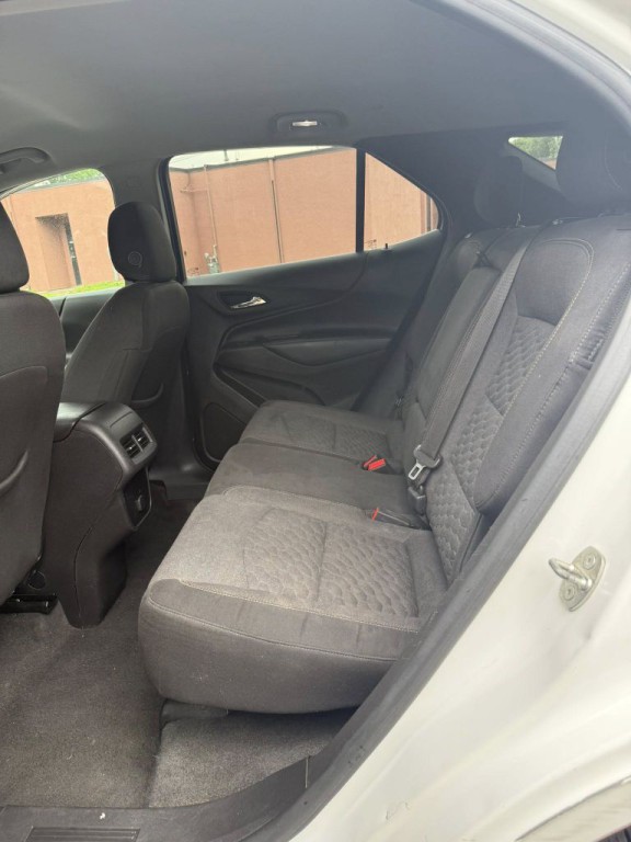 2018 Chevrolet Equinox Image 9